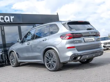 BMW X5 xDrive30d M Sport HUD PANO ACC AHK 360 KAM