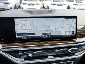 BMW X5 xDrive30d M Sport HUD PANO ACC AHK 360 KAM