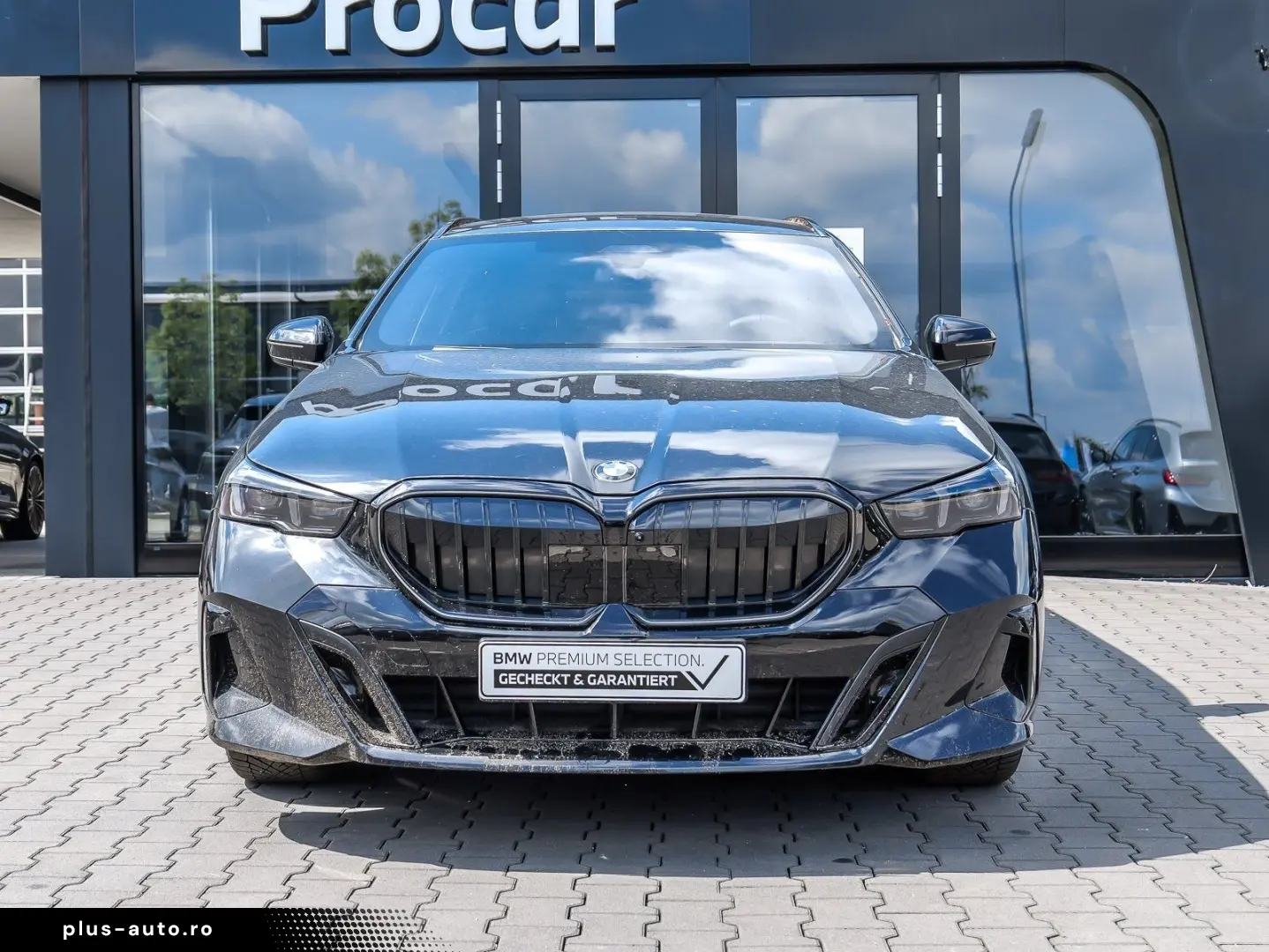BMW 540d xDrive Touring M Sport HUD PANO ACC AHK LM