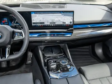 BMW 540d xDrive Touring M Sport HUD PANO ACC AHK LM