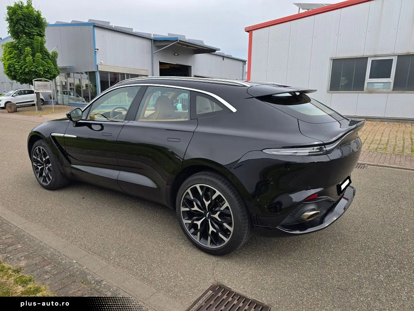ASTON MARTIN DBX 4.0 V8 Panorama 360  4xSHZ 4xSitzbeluft