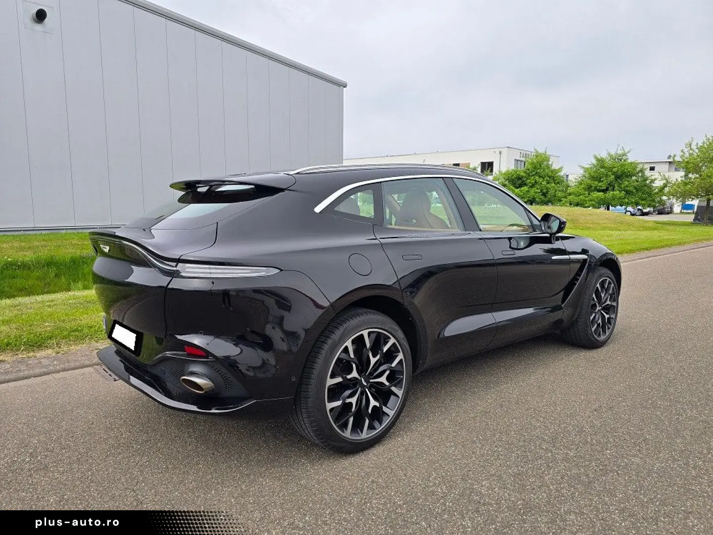 ASTON MARTIN DBX 4.0 V8 Panorama 360  4xSHZ 4xSitzbeluft