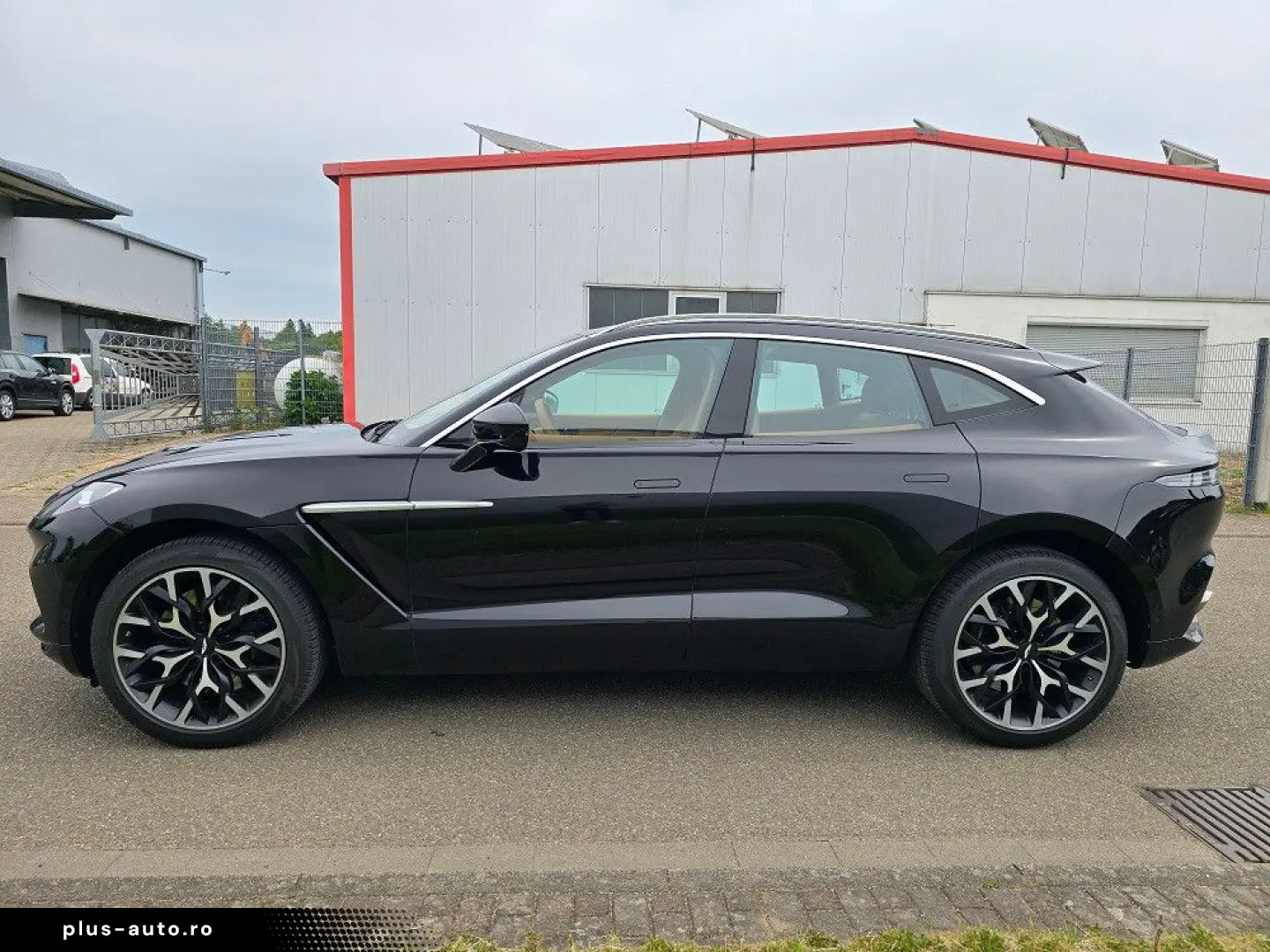 ASTON MARTIN DBX 4.0 V8 Panorama 360  4xSHZ 4xSitzbeluft