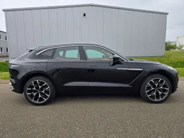 ASTON MARTIN DBX 4.0 V8 Panorama 360  4xSHZ 4xSitzbeluft