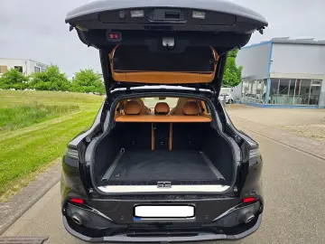 ASTON MARTIN DBX 4.0 V8 Panorama 360  4xSHZ 4xSitzbeluft