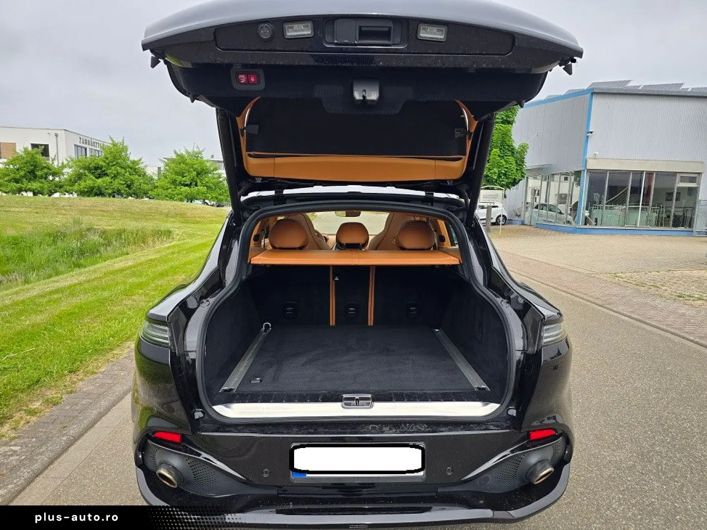 ASTON MARTIN DBX 4.0 V8 Panorama 360  4xSHZ 4xSitzbeluft