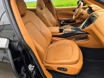 ASTON MARTIN DBX 4.0 V8 Panorama 360  4xSHZ 4xSitzbeluft