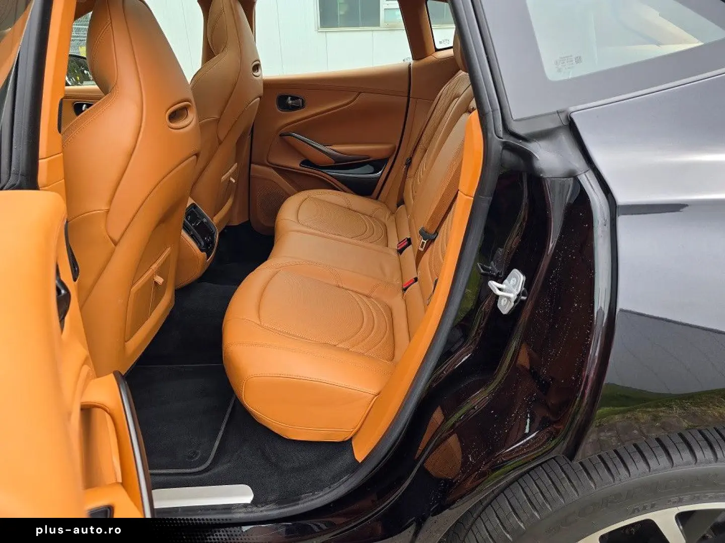 ASTON MARTIN DBX 4.0 V8 Panorama 360  4xSHZ 4xSitzbeluft