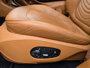 ASTON MARTIN DBX 4.0 V8 Panorama 360  4xSHZ 4xSitzbeluft