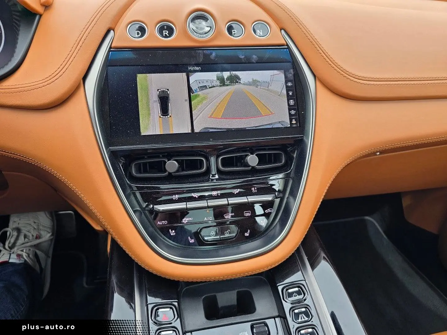 ASTON MARTIN DBX 4.0 V8 Panorama 360  4xSHZ 4xSitzbeluft
