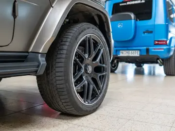 MERCEDES-BENZ G 63 AMG Superior Vollleder-Pack Perfo…