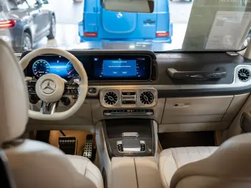 MERCEDES-BENZ G 63 AMG Superior Vollleder-Pack Perfo…
