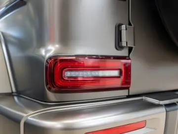 MERCEDES-BENZ G 63 AMG Superior Vollleder-Pack Perfo…