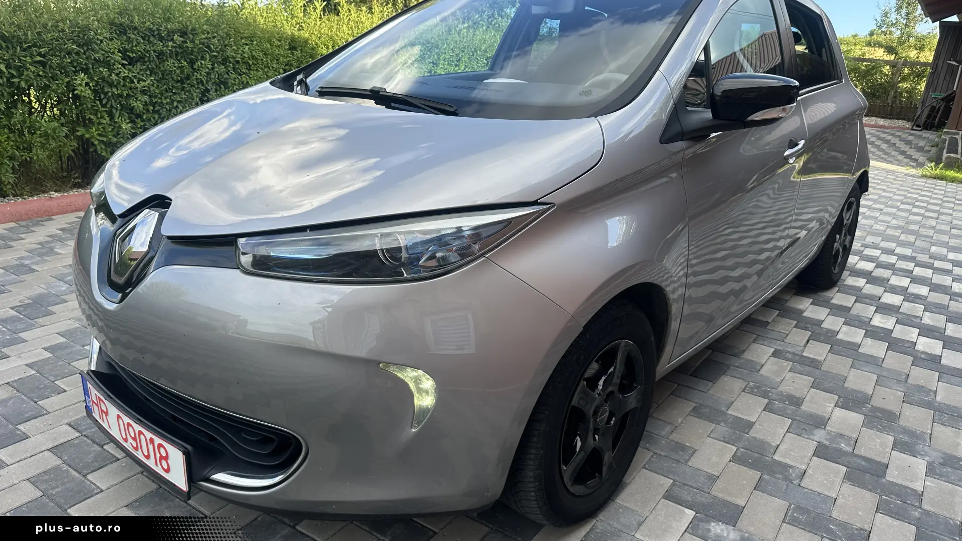 RENAULT ZOE FULL ELECTRIC