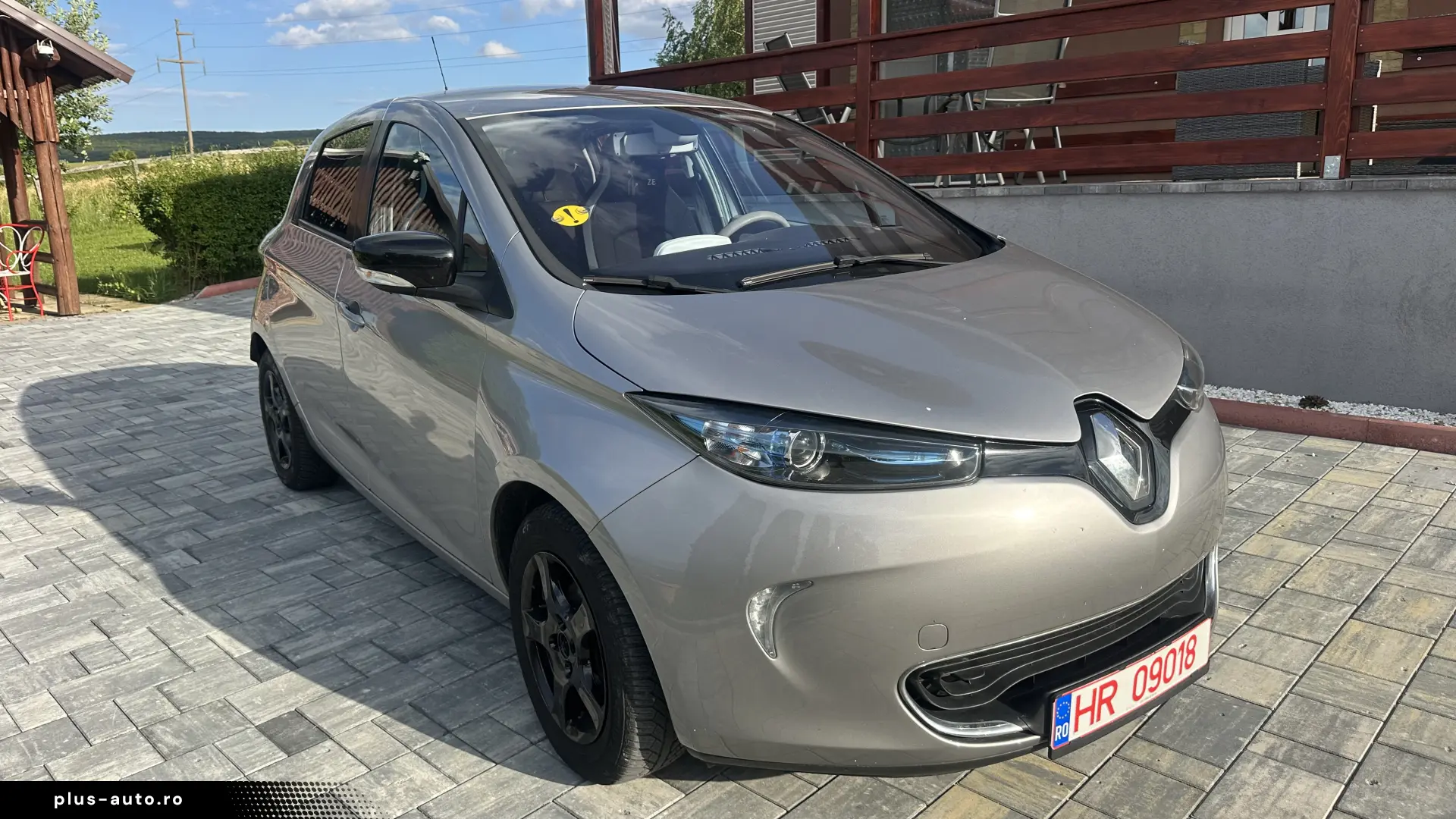 RENAULT ZOE FULL ELECTRIC