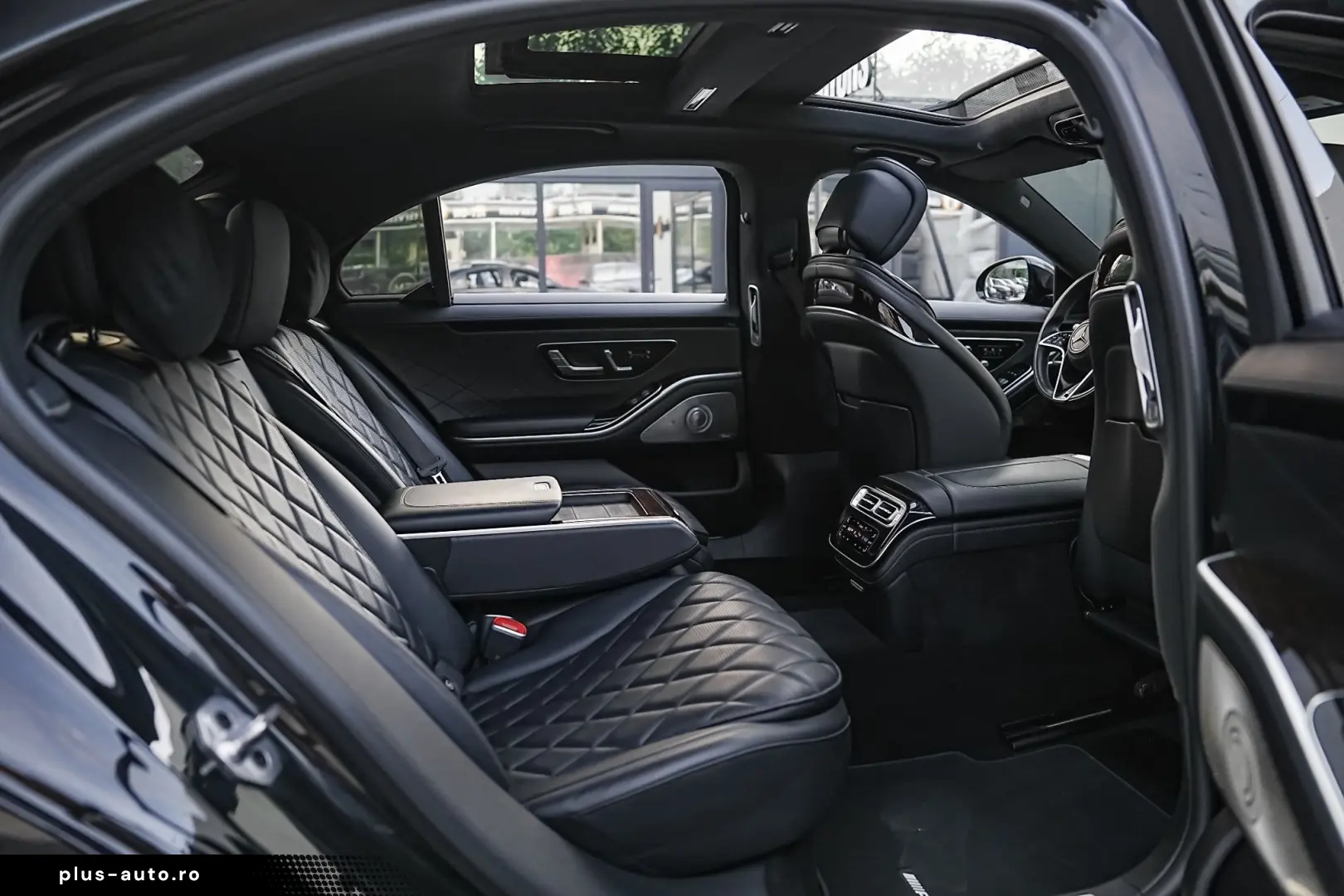 Mercedes-Benz S
