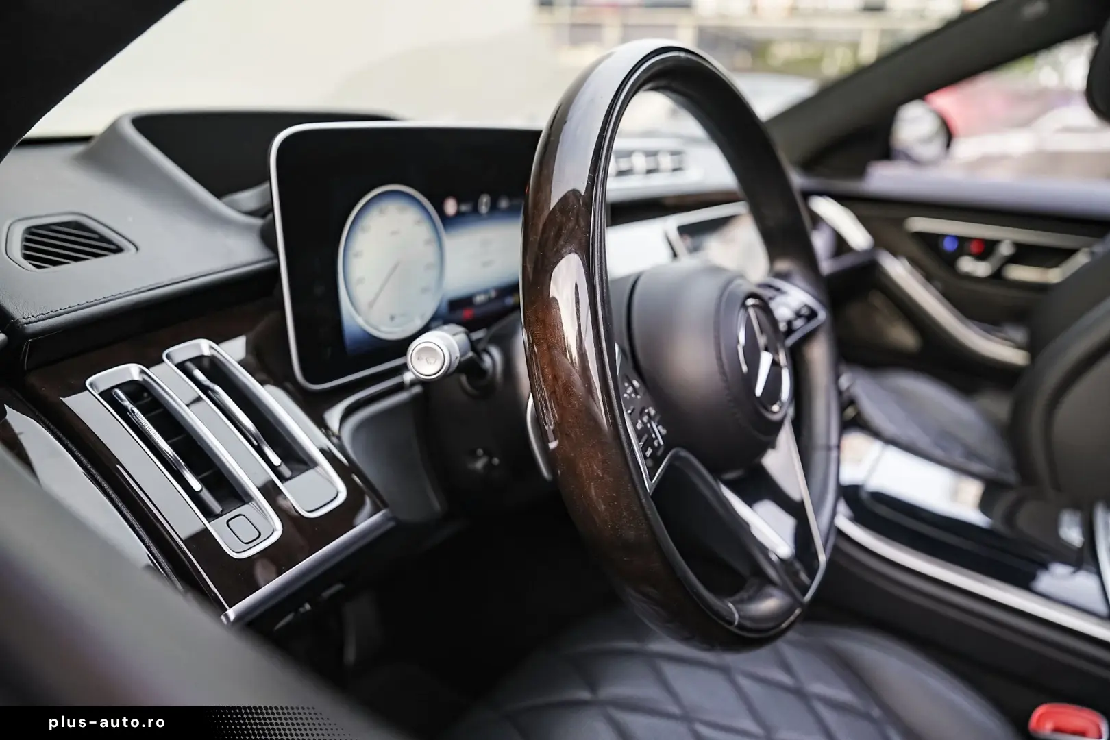 Mercedes-Benz S