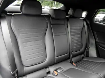 MERCEDES-BENZ GLC 200 4M AMG