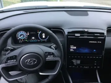 Hyundai Tucson 1 6 T-GDi Trend Hybrid 4WD