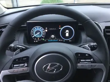 Hyundai Tucson 1 6 T-GDi Trend Hybrid 4WD