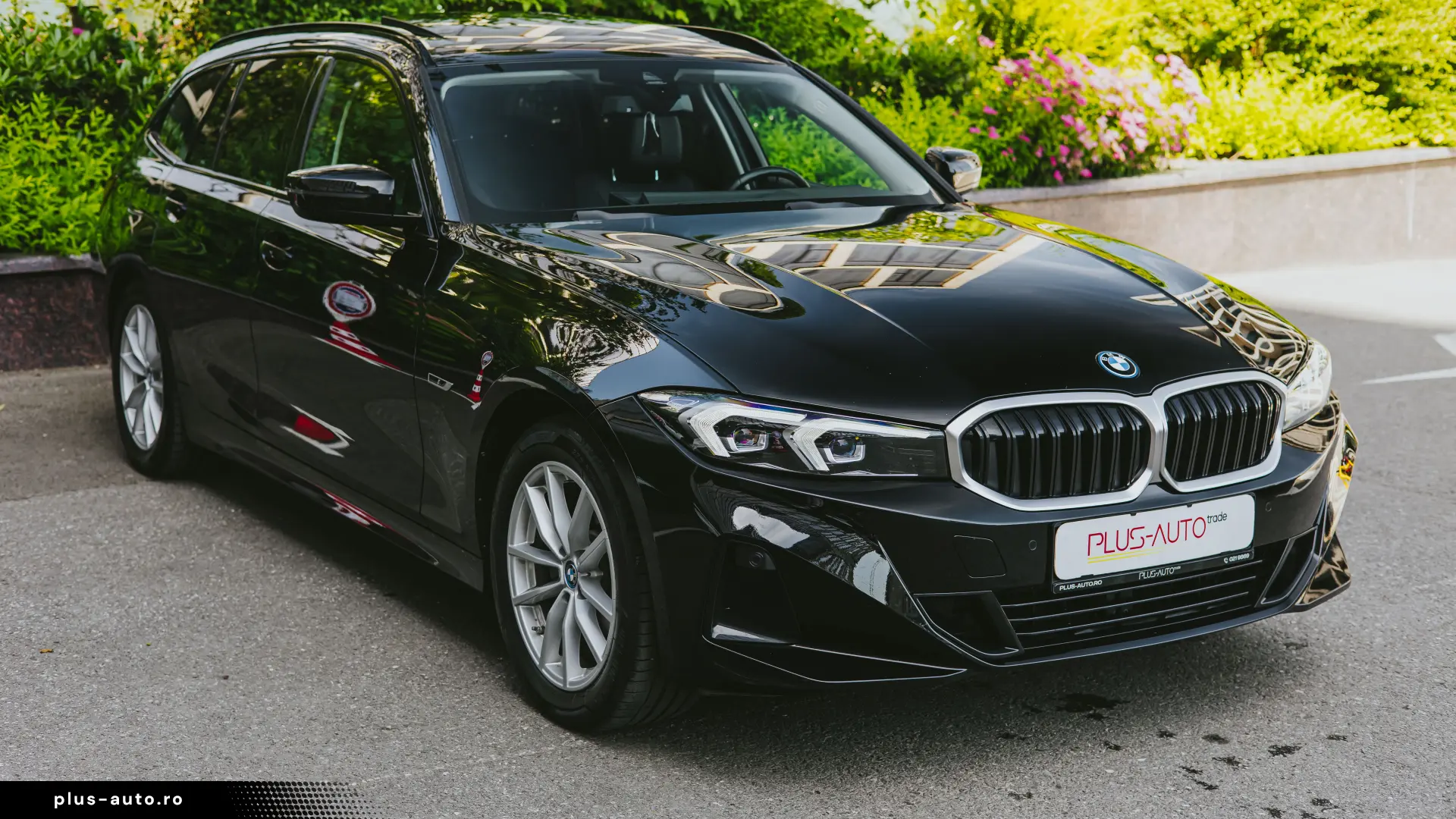 BMW 320E xDrive Touring H&K Panoramic AmbientLights