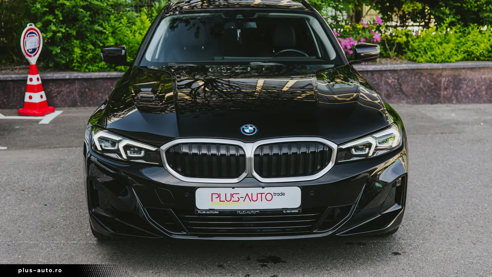 BMW 320E xDrive Touring H&K Panoramic AmbientLights