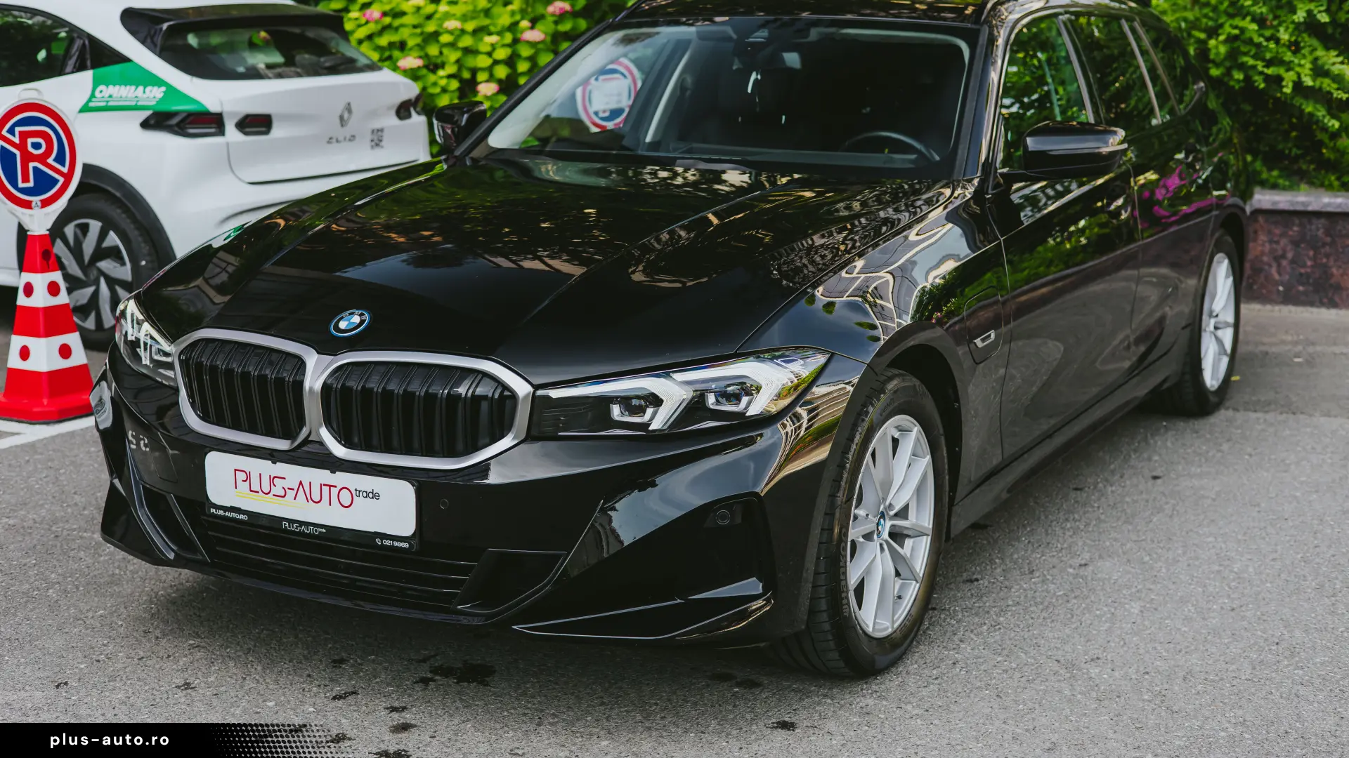 BMW 320E xDrive Touring H&K Panoramic AmbientLights