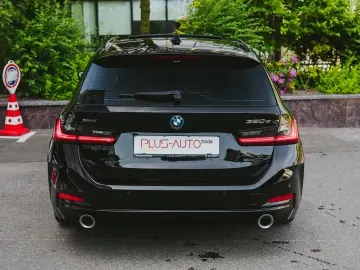 BMW 320E xDrive Touring H&K AmbientLights Panoramic