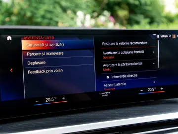 BMW 320E xDrive Touring H&K AmbientLights Panoramic