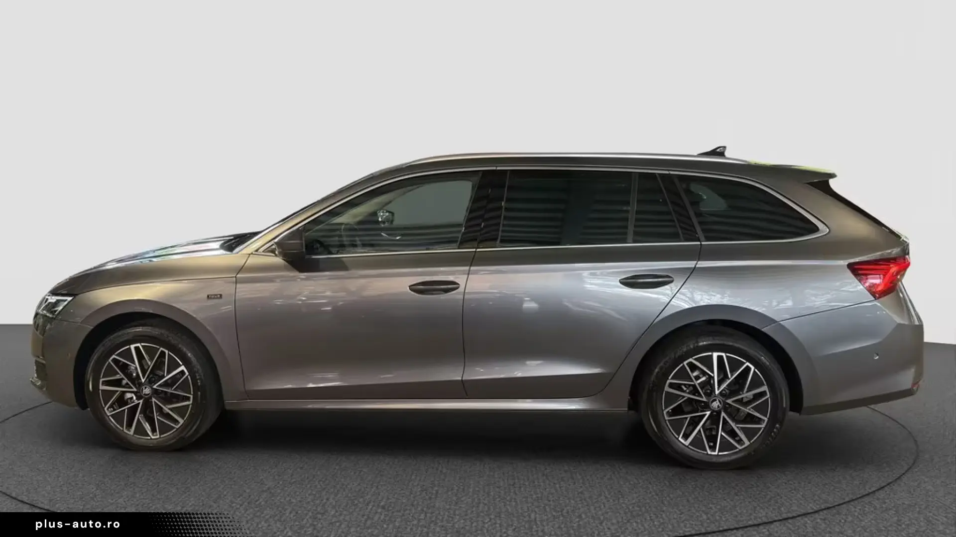 Skoda Octavia Combi 2 0 TDI DSG Tour