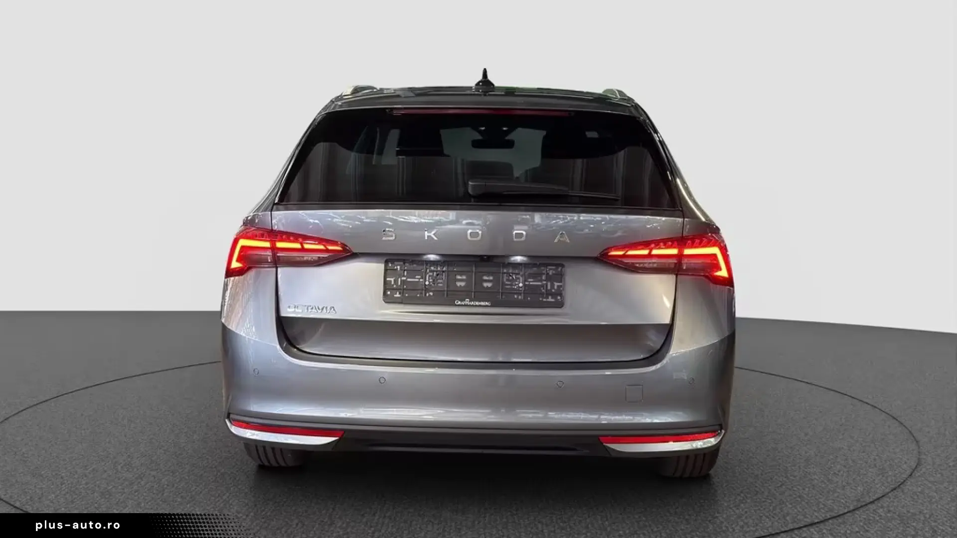 Skoda Octavia Combi 2 0 TDI DSG Tour