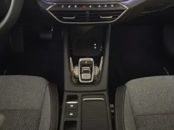 Skoda Octavia Combi 2 0 TDI DSG Tour