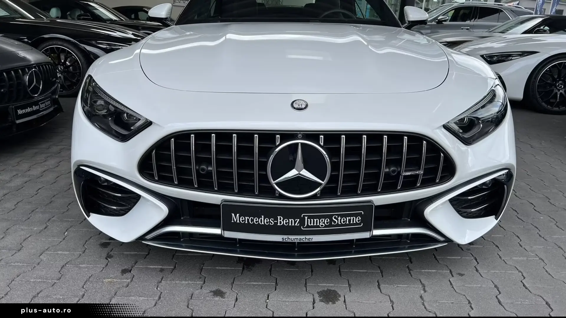 Mercedes-Benz SL 43 AMG   Finanțare Leasing