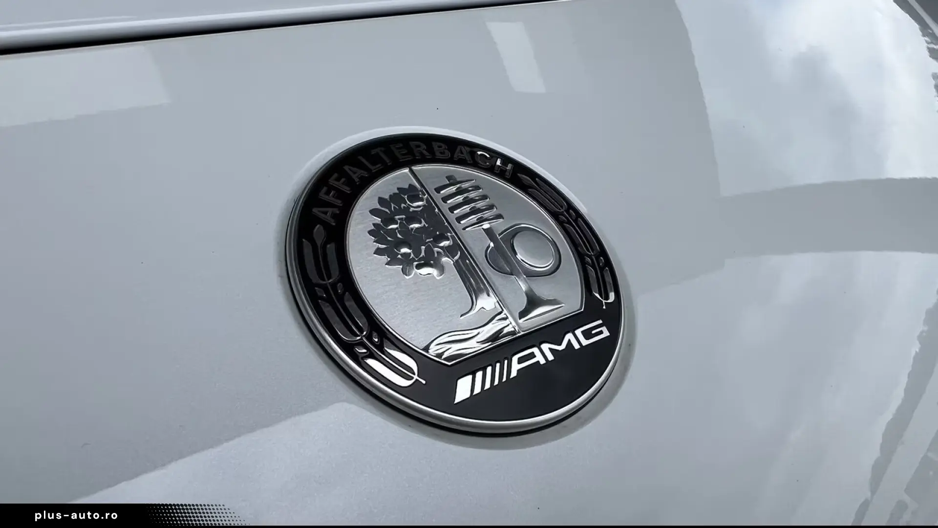 Mercedes-Benz SL 43 AMG   Finanțare Leasing