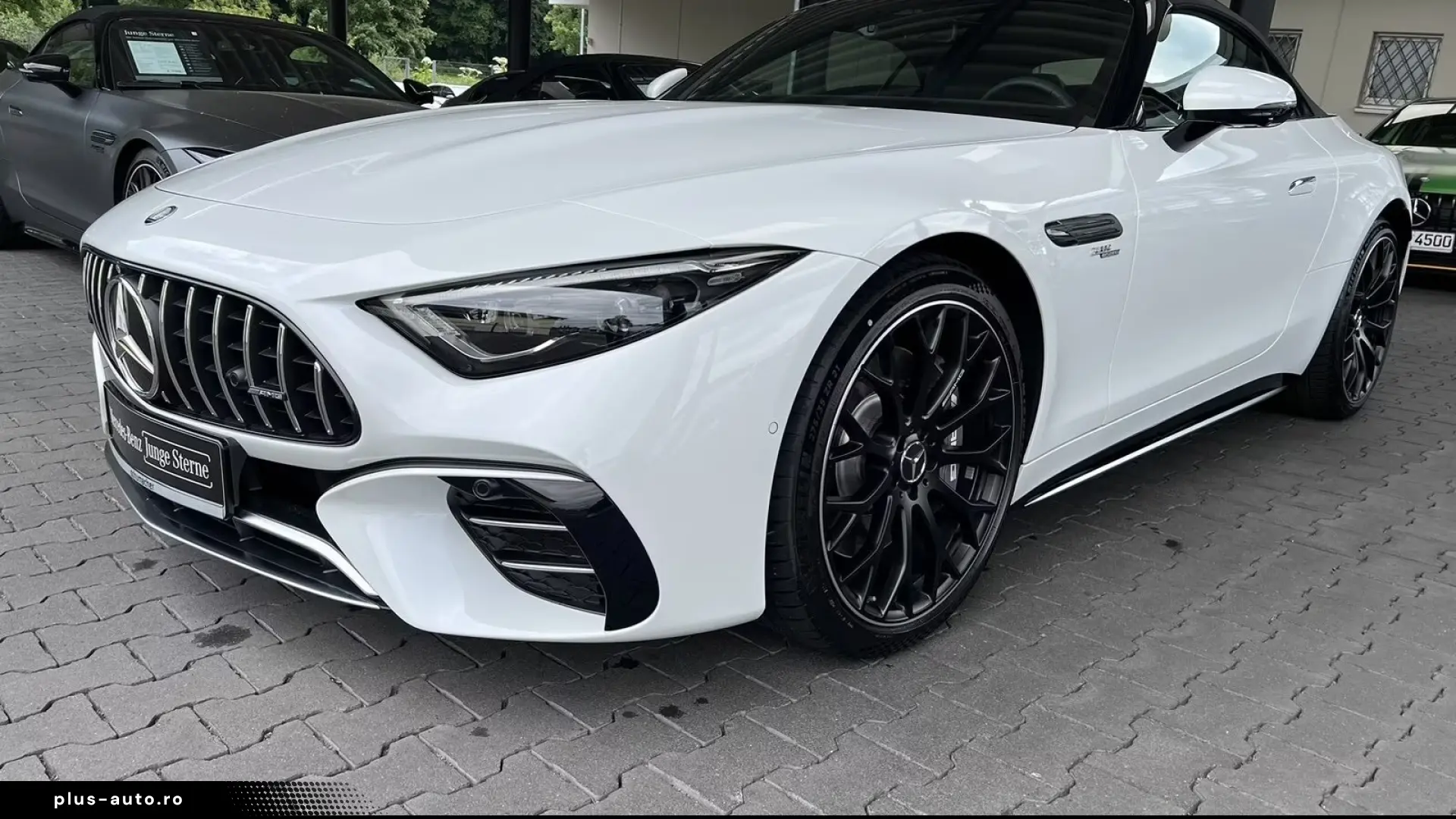 Mercedes-Benz SL 43 AMG   Finanțare Leasing