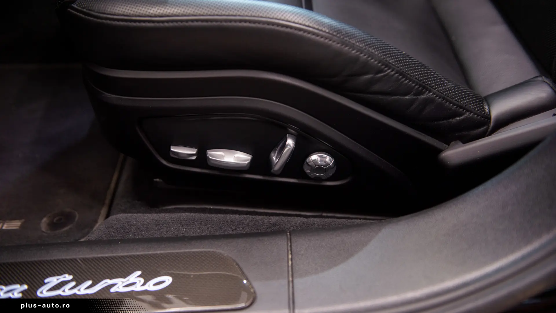 Porsche Panamera Turbo 4.0 V8 PDK