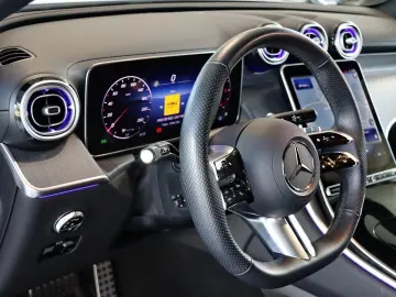 MERCEDES-BENZ GLC 450 d 4 Matic AHK 20  LM Leder Pano