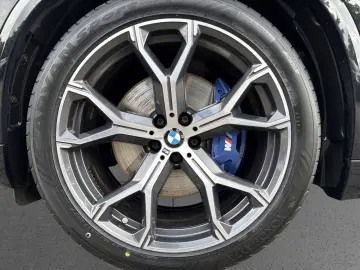 BMW X5 xDr40i M Sport 21  7Sitz. Luftf AHK Skylou