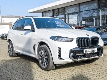 BMW X5 xDrive30d M Sport Pro AHK PanoSkyLounge DA&PA