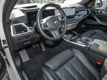 BMW X5 xDrive30d M Sport Pro AHK PanoSkyLounge DA&PA