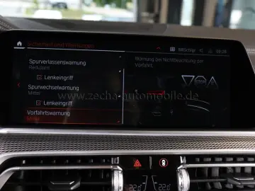 BMW X5 xDr.40i M-Sportp.2-Achs-Luftf.AHK.Panod.DrivP