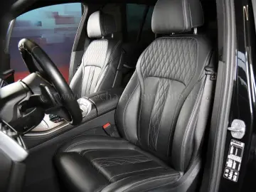 BMW X5 xDr.40i M-Sportp.2-Achs-Luftf.AHK.Panod.DrivP