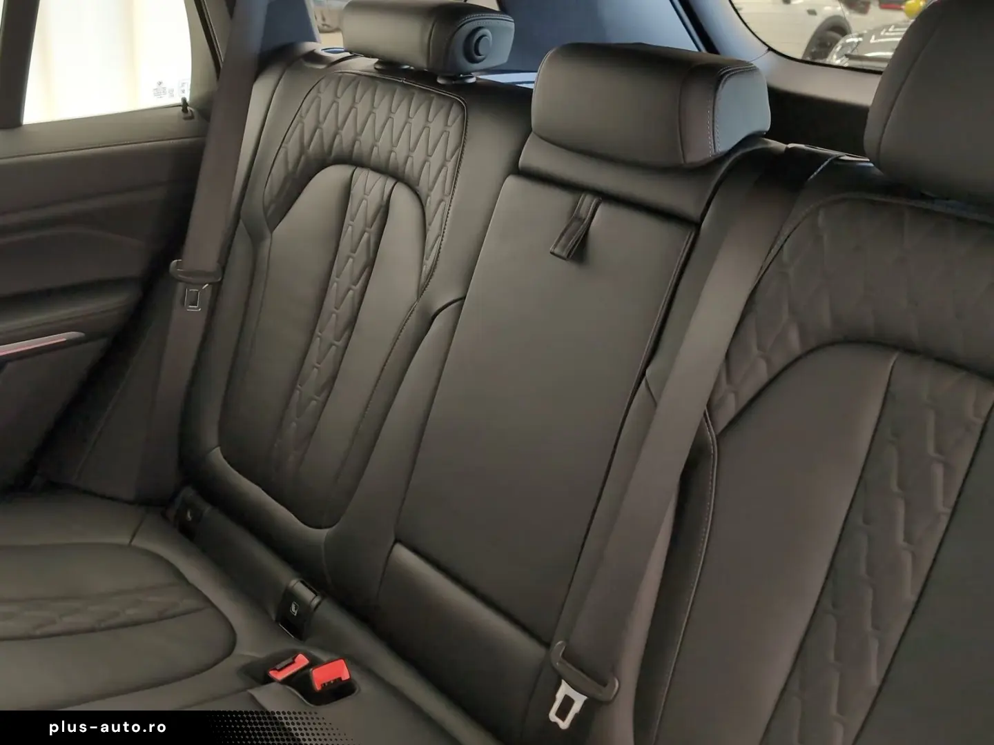 BMW X5 xDrive40i M Sport Navi LED 360  GSD LR-Hz Nav