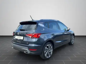 SEAT Arona 1 0 TSI FR NAVI LED Sitzheizung vo. u.v.m.