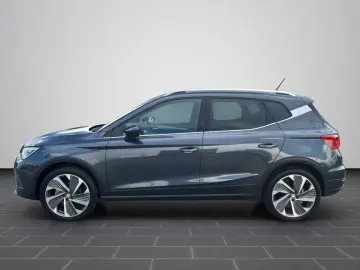 SEAT Arona 1 0 TSI FR NAVI LED Sitzheizung vo. u.v.m.