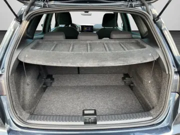 SEAT Arona 1 0 TSI FR NAVI LED Sitzheizung vo. u.v.m.