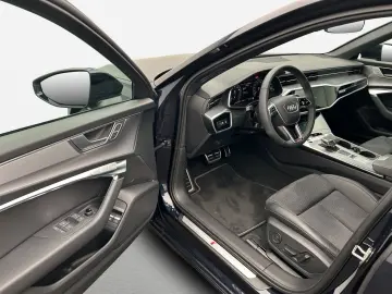 AUDI A6 Avant 55 TFSIe qu 2x S line S tro HUD LED Vir