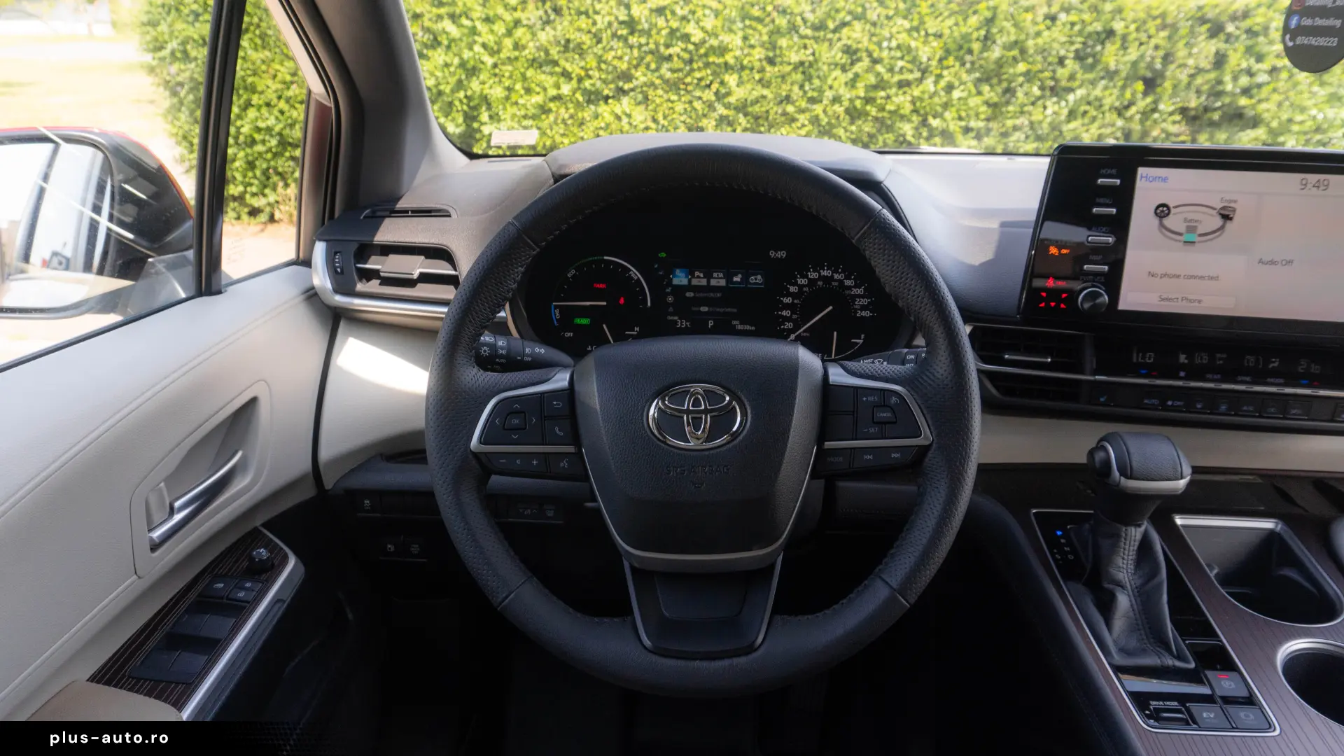 Toyota Sienna Hybrid XLE FWD 7 LOCURI