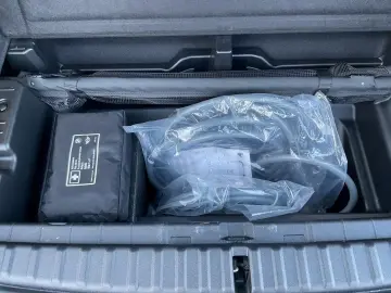 BMW iX xDrive 40 HUD Navi LED Sound-HK ACC Klima