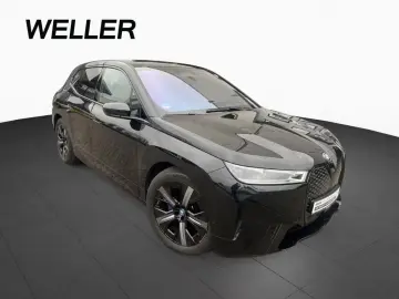 BMW iX xDrive40 Sport SkyLounge